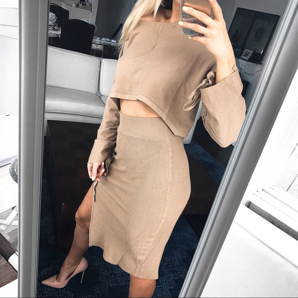 🆕 BEIGE MIDI SKIRT & CROP TOP LOUNGE 2-PIECE SET - Picture 2 of 8